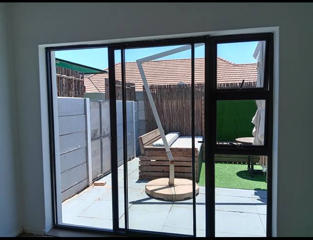 1 bed property to rent in MILNERTON